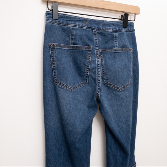 FREE PEOPLE Just Float On Flare Jeans Size 24 - Picture 7 of 11